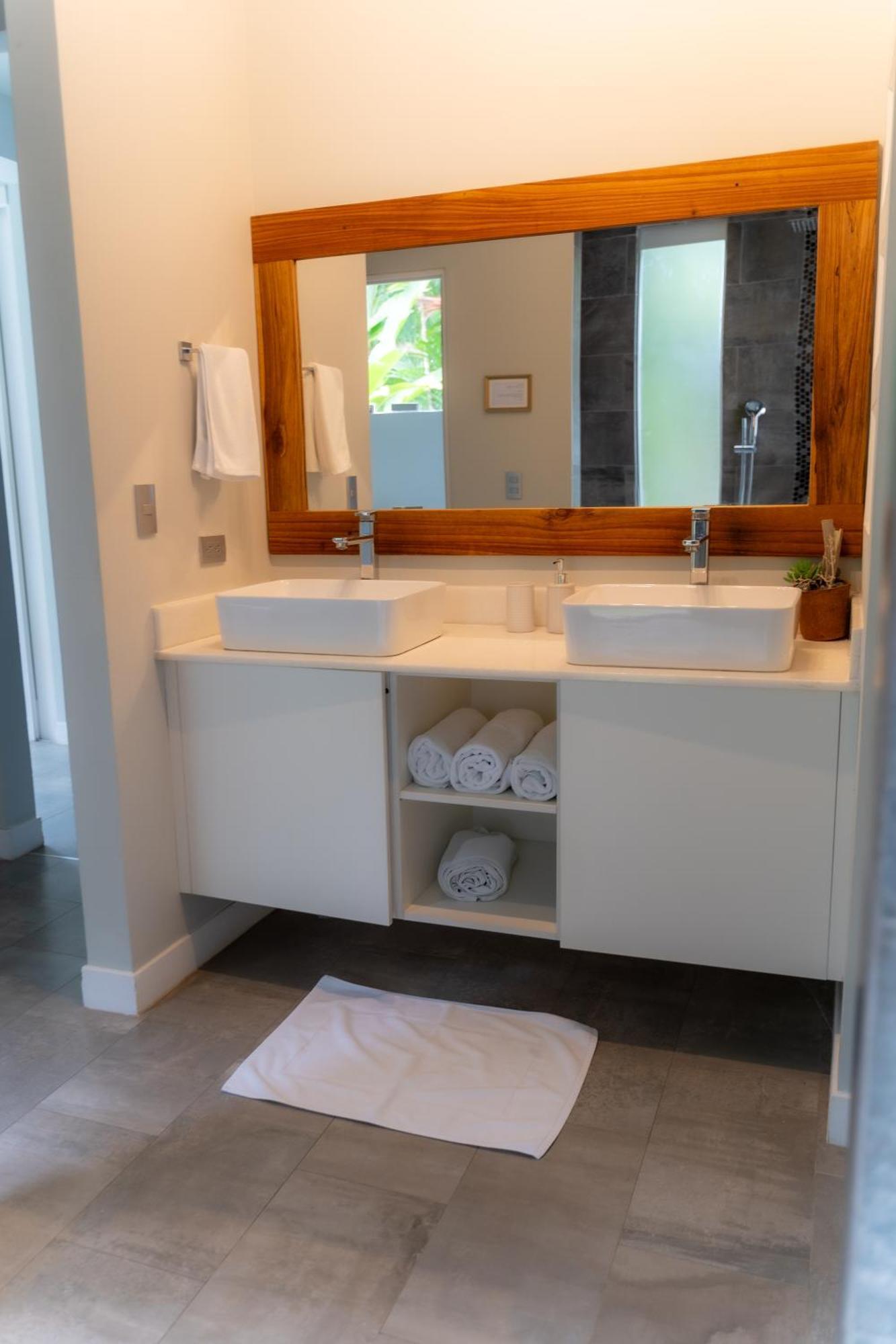 Lilan Nature, Modern House N°1, Private Swimming Pool. Cahuita Exteriör bild