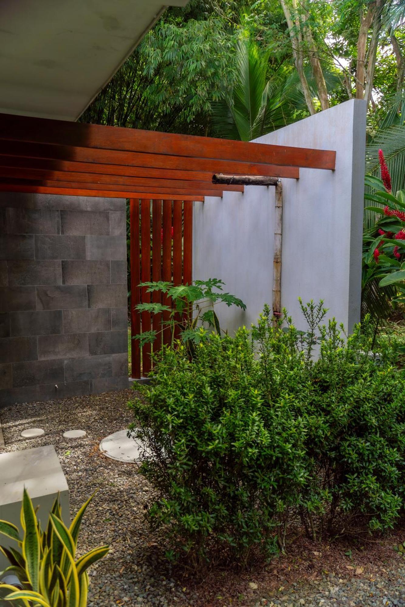 Lilan Nature, Modern House N°1, Private Swimming Pool. Cahuita Exteriör bild